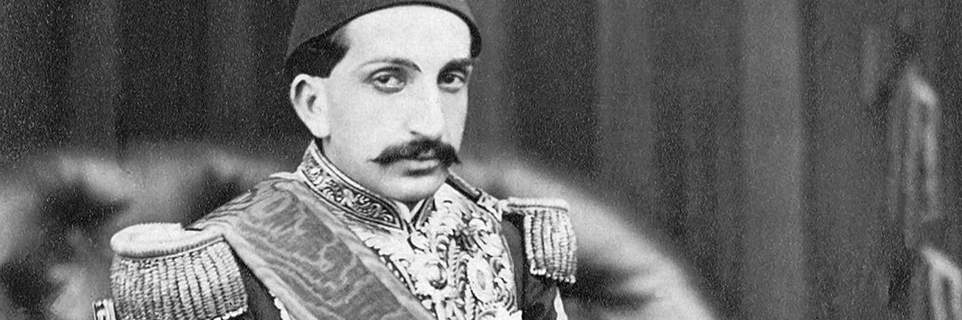 /PublishingImages/_السلطان-عبد-الحميد-الثاني-صورة-الغلاف.jpg